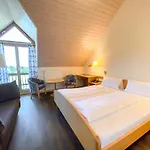 Berggasthof Hoechsten Hotel 3*