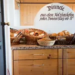 Berggasthof Hoechsten فندق