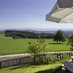 Hotel Berggasthof Hoechsten 3*